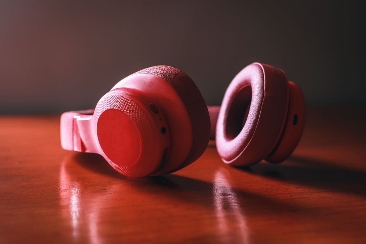 Audífonos Bluetooth inalámbricos rojos