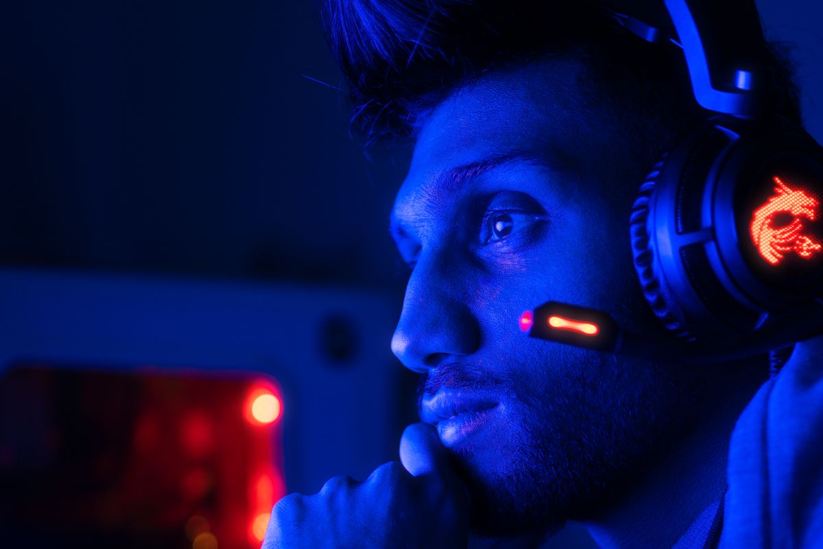 Audífonos gamer con micrófono para PC y consolas