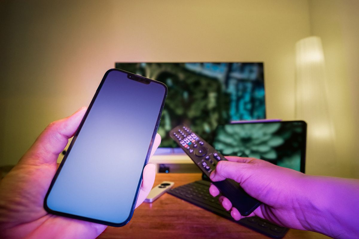 Control remoto y smartphone para TV Box
