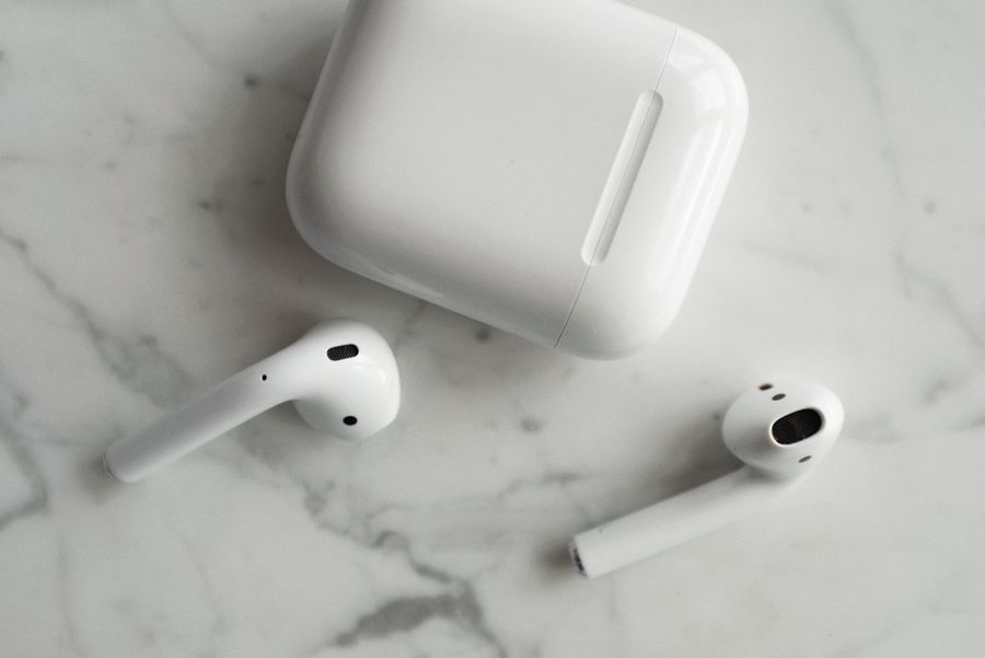 estuche carga auriculares inalambricos 1 Estuche de carga para auriculares inalámbricos