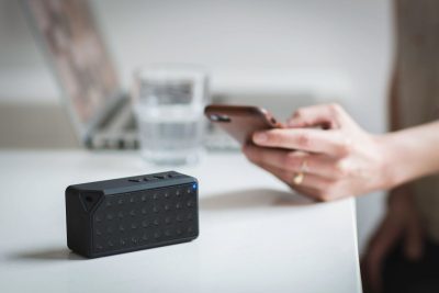 El parlante Bluetooth portátil que más conviene comprar en Chile según cada uso